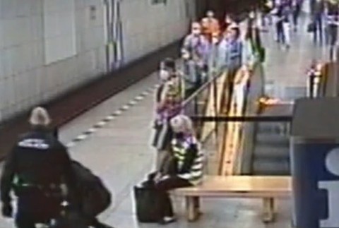 Zásah pre chýbajúce rúško v metre.