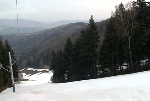 Sánkovačka v Plejsoch pripravila žiačku o život. Obžalovaná učiteľka na súd opäť neprišla