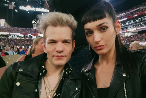 Deryck Whibley alias Bizzy D.