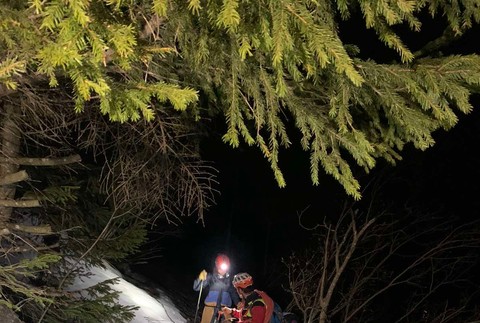 Pomoc dvojici turistiek v Malej Fatre (2)