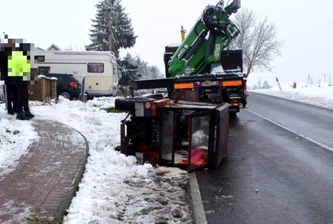 Nehoda namiesto pomoci 