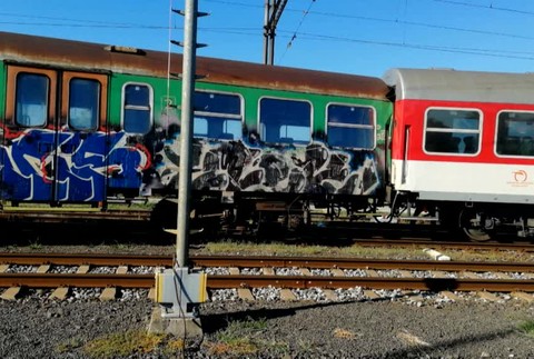 Vykoľajený vlak Senica