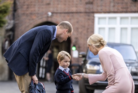 George sa zvítal s učiteľkou