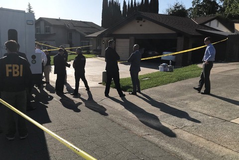 FBI pred domom DeAngela 