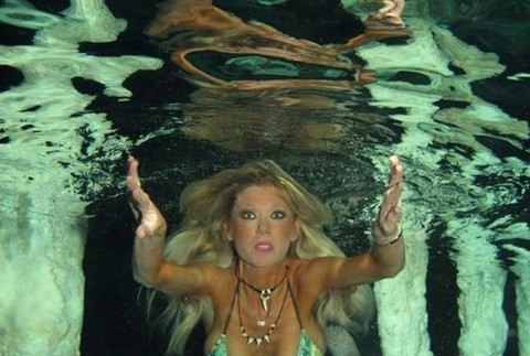Tara Reid 3