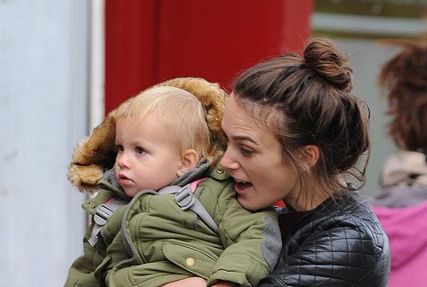 Keira s dcérkou Edie