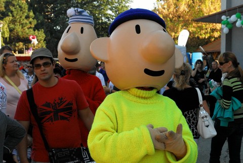 Dni zelá 2011 A je to postavičky