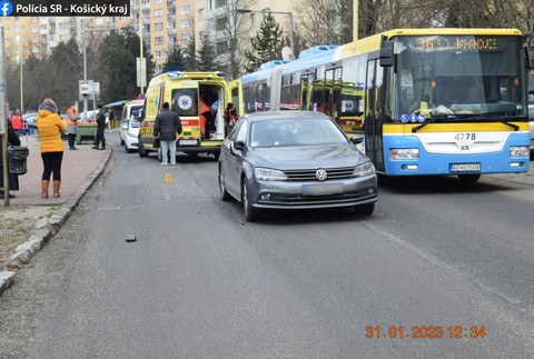 Pri nehode chlapec utrpel ťažké zranenia