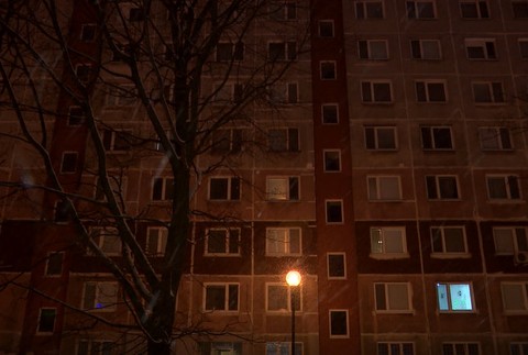 Polícia začala trestné stíhanie v prípade streľby v byte na známom sídlisku