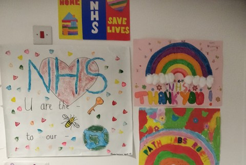 Slovenka vo Veľkej Británii bojuje proti koronavírusu 