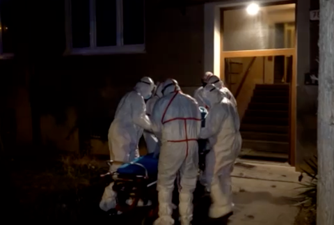 Preprava nadrozmernej pacientky s Covid-19