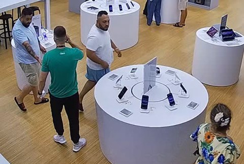 krádež telefónu na Nivách 3