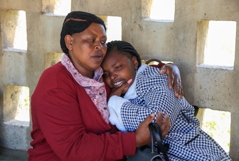 Kenya_School_Fire381715