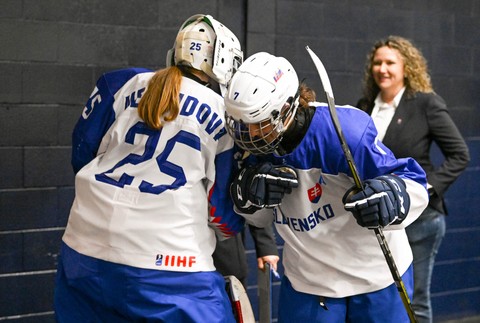 Slovenské hokejistky do 18 rokov