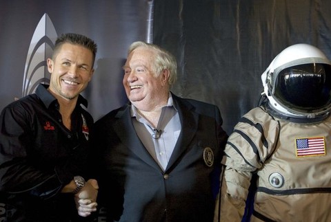 Felix Baumgartner -3
