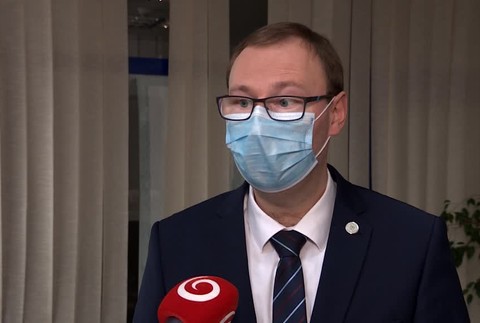 [multi] Otvorenie škôl chcú odložiť 6177