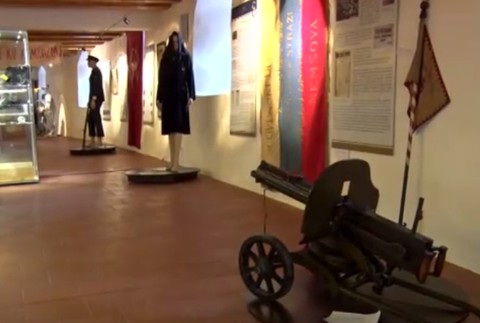 Trenčianske múzeum má problém. Zistili, že zo zbierky chýba najmenej 248 zbraní