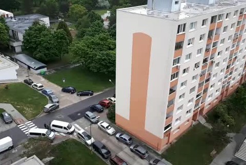 [multi] Razia NAKA v Petržalke 2233