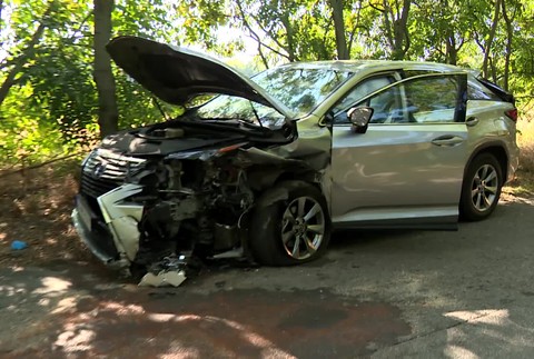 [multi] Účastníkom nehody ročný chlapec 5337