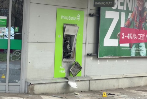 [multi] Výbuch bankomatu v Košiciach 2292