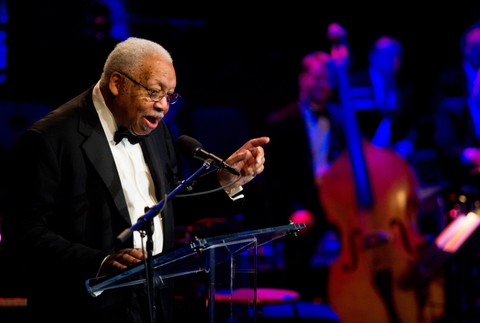 20110112_053437_NYCS100