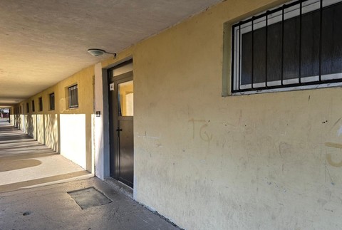 žena bodla manžela do hrudníka (2)