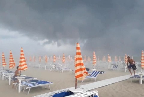 [multi] útek pred búrkou 154