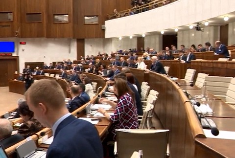 Ústavný súd sa zmení úderom polnoci. Zastupovať ho budú už len 4 členovia