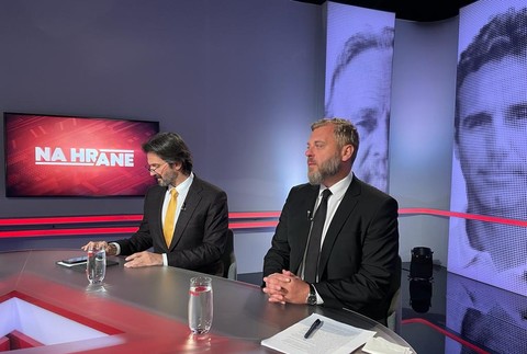 716e1927-a81c-492a-8d68-4ac70ab7c8d0