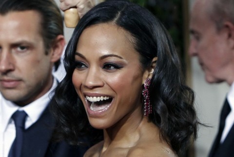 Zoe Saldana, profil, úsmev, hlava