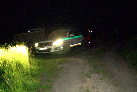 [multi] Zomrel pod traktorom 437