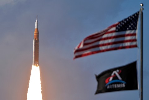 APTOPIX_NASA_Artemis_Moonshot232010205575