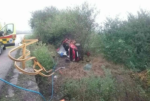 Dopravnú nehodu pri Leviciach neprežila jedna osoba.