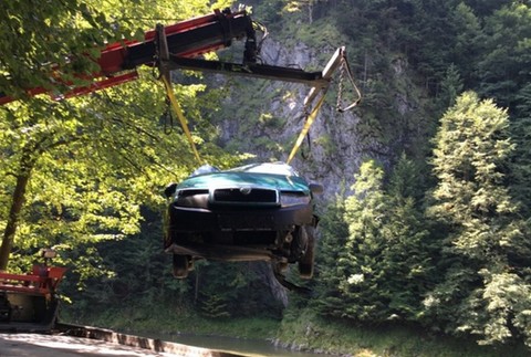 Nehoda, Dunajec, auto 