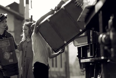 Ruky na skle sa dočkali českej premiéry. Diváci ho sledovali so zatajeným dychom