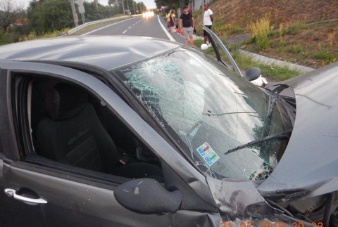 Nehoda automobilu a motocykla