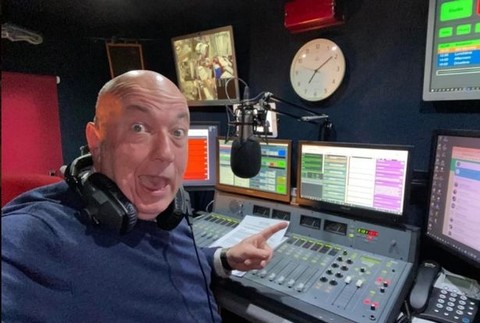 Tim Gough v rádiu