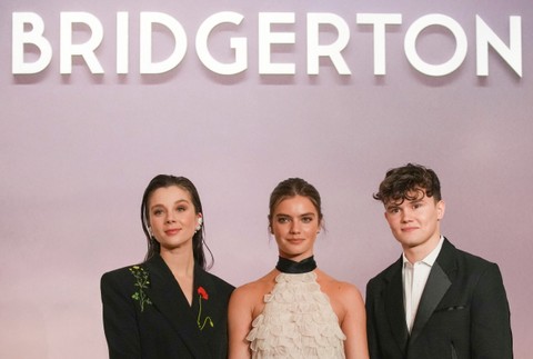 France_Bridgerton_S4_World_Premiere982314