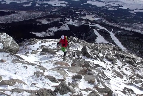 [multi] Mraziva turistika 1084