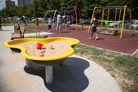 Prvé inkluzívne detské ihrisko