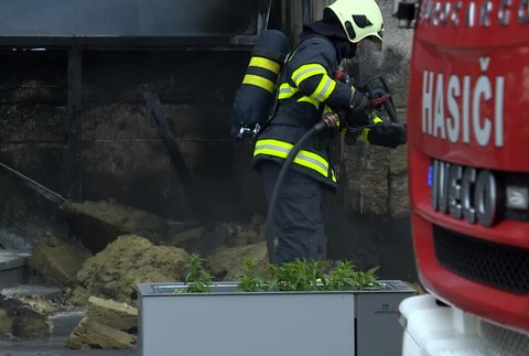 V Bratislave horel hotel. Odborníci zistili príčinu požiaru