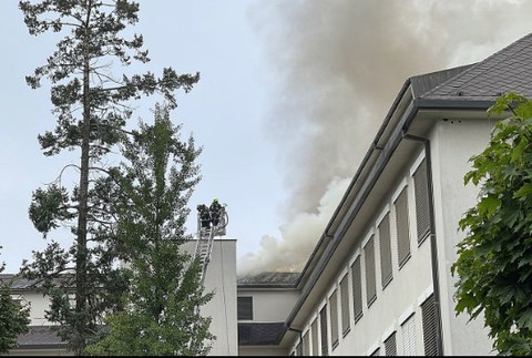 Požiar nemocnice praha 5