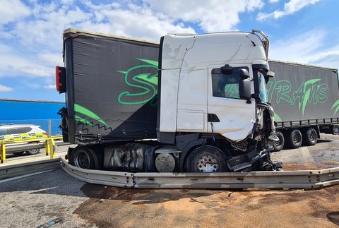 Nehoda na diaľnici D2