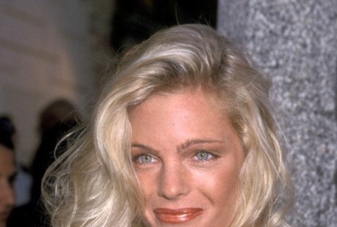 Erika Eleniak