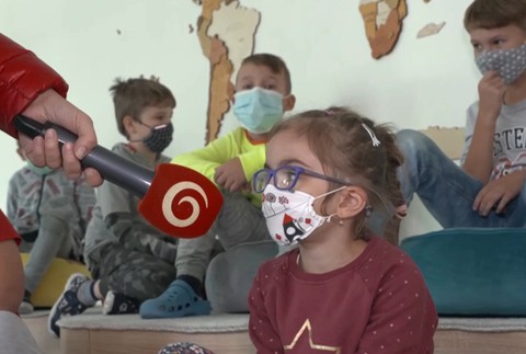 Školáčka Karolínka