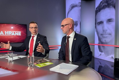 68f70126-f3df-452b-ba31-1d55957dce34