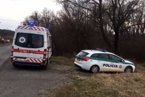 Odišiel z domu, v telefóne rodine povedal, že potrebuje lekársku pomoc. Policajti ho našli mŕtveho