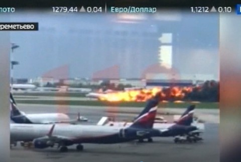 Havária lietadla na letisku. O život prišla viac ako desiatka pasažierov