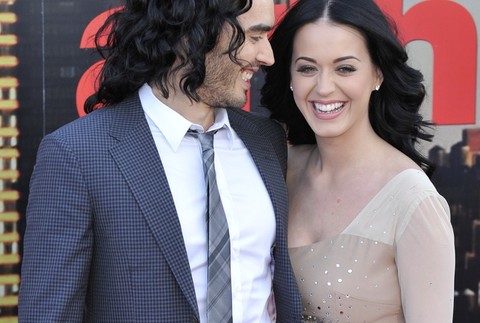 Speváčka Katy Perry s manželom