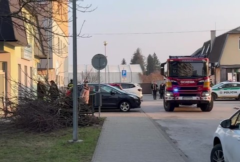 [multi] vybuch bankomatu malacky 2332